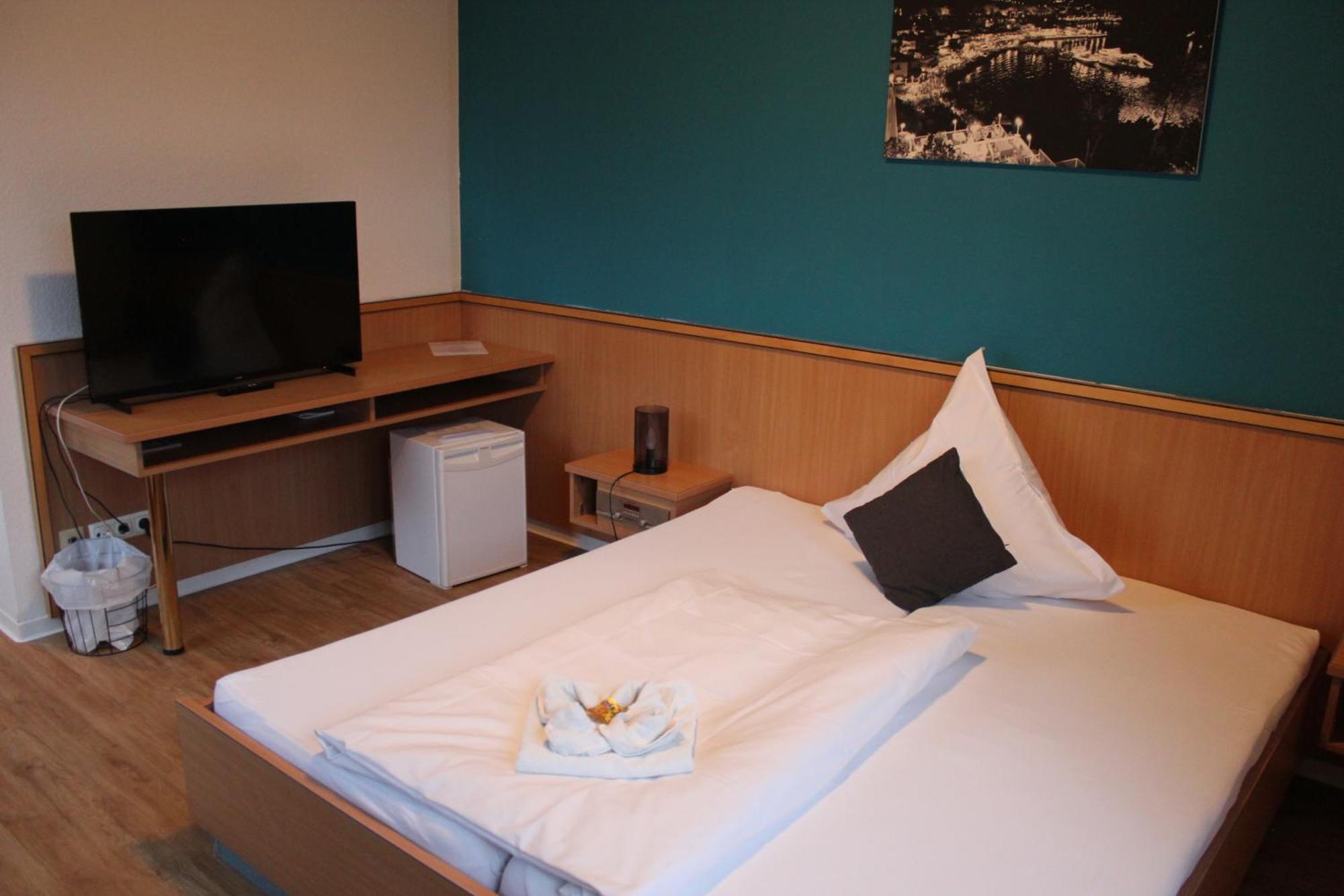Olympia Hotel & Restaurant Inden Екстер'єр фото